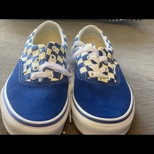 Vans shoes. Men’s size 5.5 women size 7